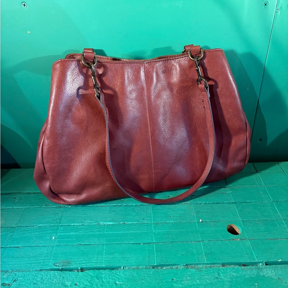 Elegant  Leather Shoulder Bag Triple Entry Satchel